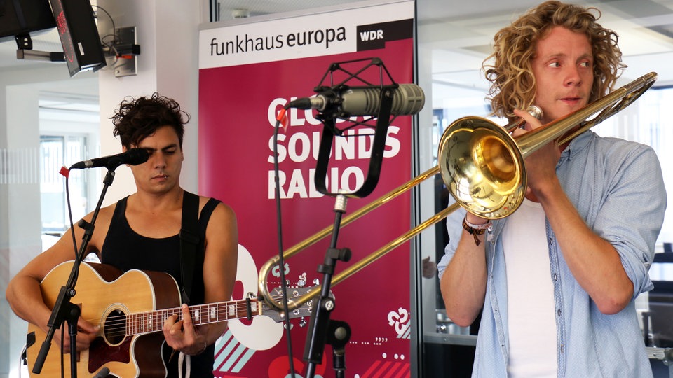 Bildrechte: WDR/Rühl Bukahara bei der Juicy Beats Sondersendung live im Funkhaus Europa Studio
