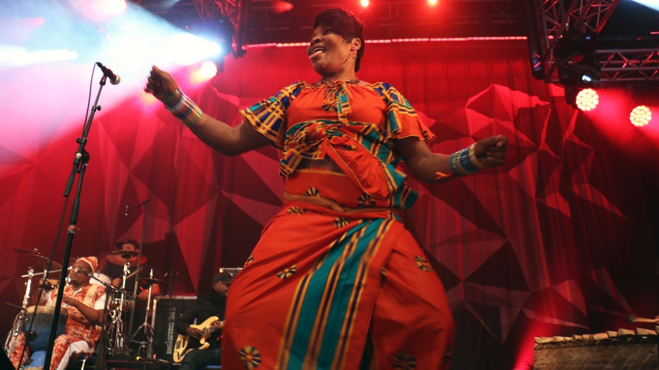 Bildrechte: WDR/Rühl Kasai Allstars beim Roskilde Festival 2015