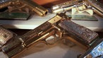 Juwelen besetzte Pistolen mexikanischer Drogenschmuggler