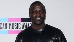 Akon bei den American Music Awards 2013