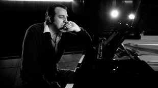 Chilly Gonzales