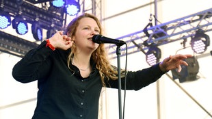 Kate Tempest live bei Roskilde 2015