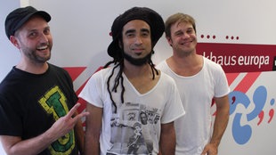 Sebastian Sturm mit Teilen seiner Band "Exile Airline" zu Gast bei Funkhaus Europa