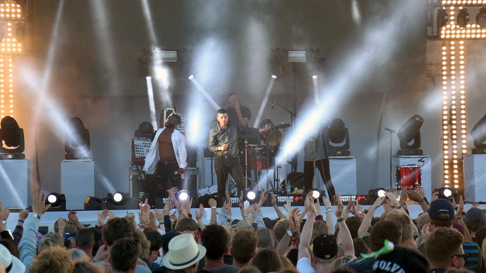 Bildrechte: WDR/Rühl Young Fathers beim Roskilde Festival 2015