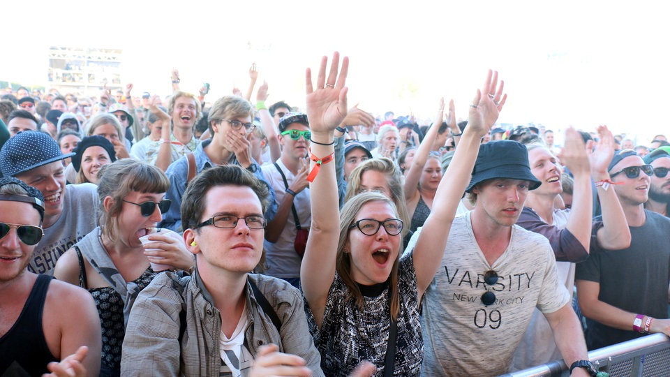 Bildrechte: WDR/Rühl Young Fathers beim Roskilde Festival 2015