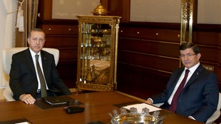 Treffen Türkischer Staatspräsident Recep Tayip Erdogan und türkischer Ministerpräsident Ahmet Davutoglu