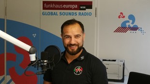 Ayhan Aytemiz zu Gast bei Köln Radyosu im Funkhaus Europa Studio