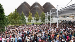 Besucher bei Expo2015