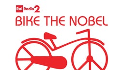 Zeichnung von einem roten Fahrrad und Logo von Rai Radio 2 auf weißem Hintergrund