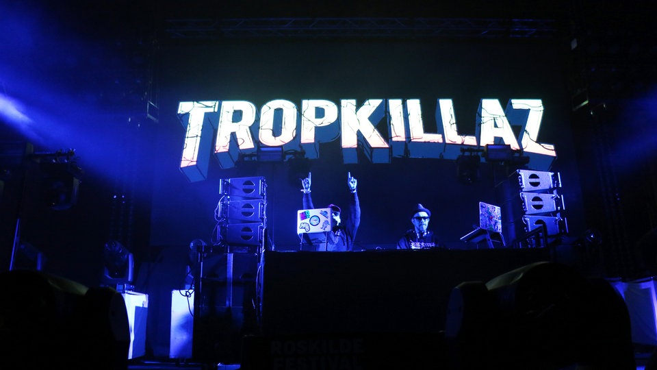 Bildrechte: WDR/Rühl Tropkillaz beim Roskilde Festival 2015